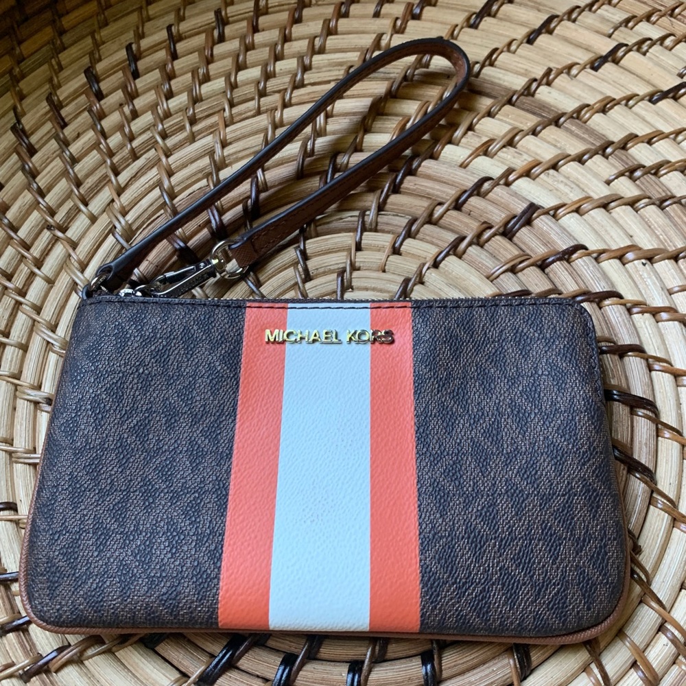 Michael Kors wristlet